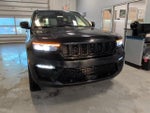 2023 Grand Cherokee Thumbnail 36