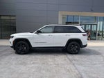 2023 Grand Cherokee Thumbnail 7