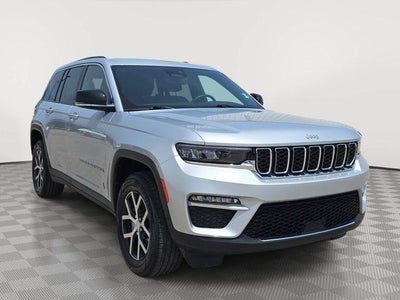Photo of a 2024 Jeep Grand Cherokee 4X4 Limited 4DR SUV for sale