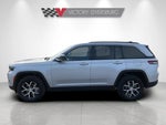 2025 Grand Cherokee Thumbnail 5