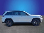 2025 Grand Cherokee Thumbnail 3