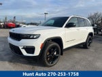 2025 Grand Cherokee Thumbnail 1