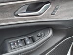 2022 Grand Cherokee Thumbnail 16