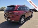 2022 Grand Cherokee Thumbnail 24