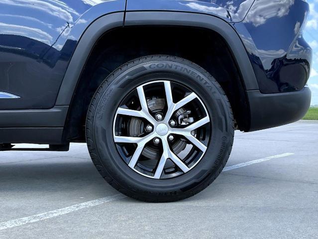 2023 Jeep Cherokee - $27,869