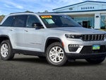 2023 Grand Cherokee Thumbnail 2