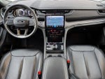 2024 Grand Cherokee Thumbnail 32