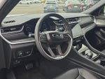 2024 Grand Cherokee Thumbnail 15
