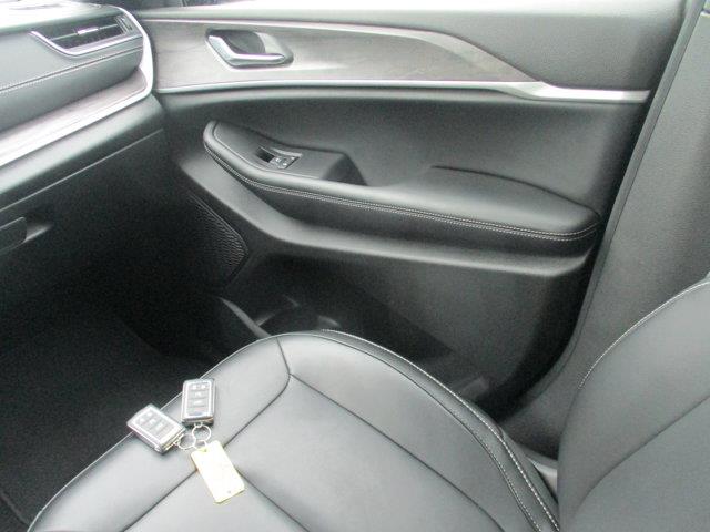 2024 Jeep Cherokee - $34,980