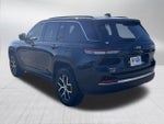 2024 Grand Cherokee Thumbnail 5