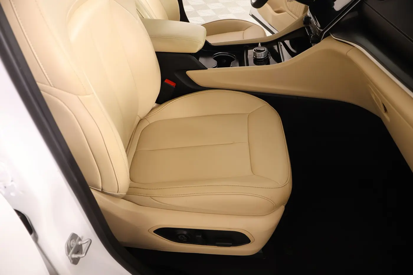 2024 Jeep Cherokee - $31,499