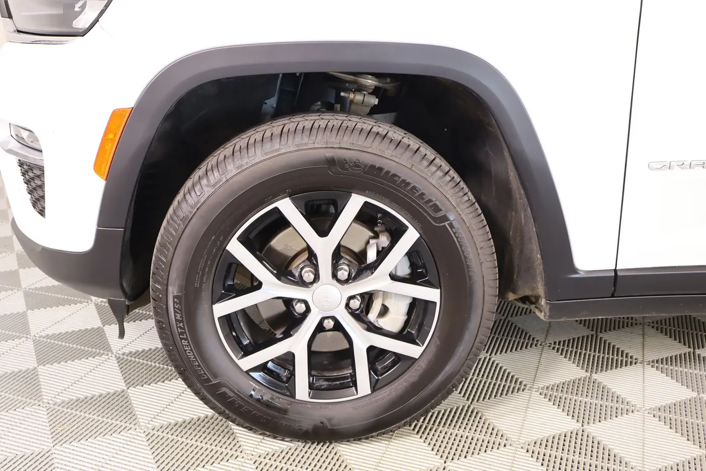 2024 Jeep Cherokee - $31,499