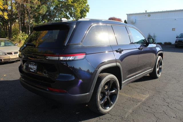 2024 Jeep Cherokee - $33,140