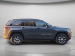 2025 Grand Cherokee Thumbnail 8
