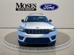 2023 Grand Cherokee Thumbnail 2