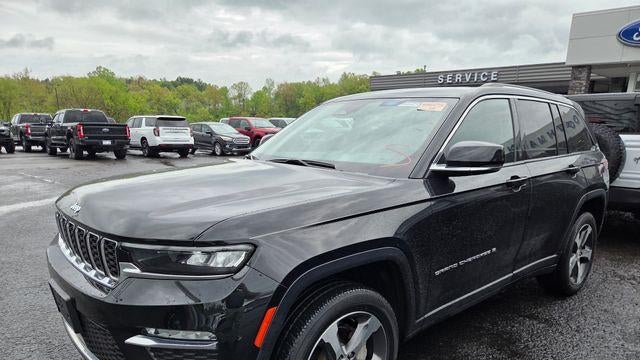 Preowned 2023 Jeep Grand Cherokee Limited for Sale
