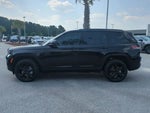 2024 Grand Cherokee Thumbnail 4
