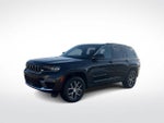 2024 Grand Cherokee Thumbnail 4
