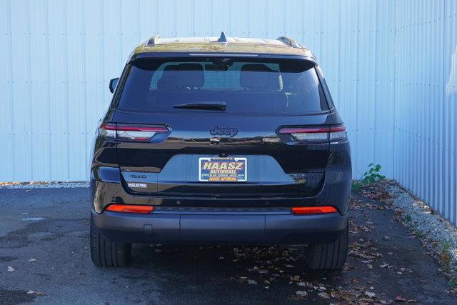 2024 Jeep Cherokee - $34,900
