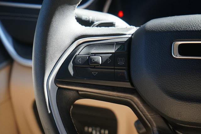 2024 Jeep Cherokee - $34,900