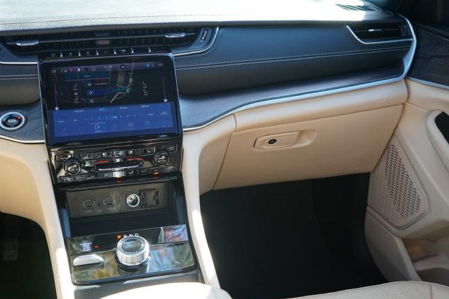 2024 Jeep Cherokee - $34,900