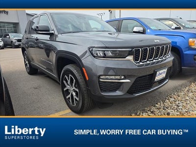 Photo of a 2025 Jeep Grand Cherokee 4X4 Limited 4DR SUV for sale