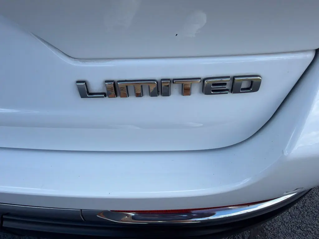 2022 Jeep Cherokee - $23,498
