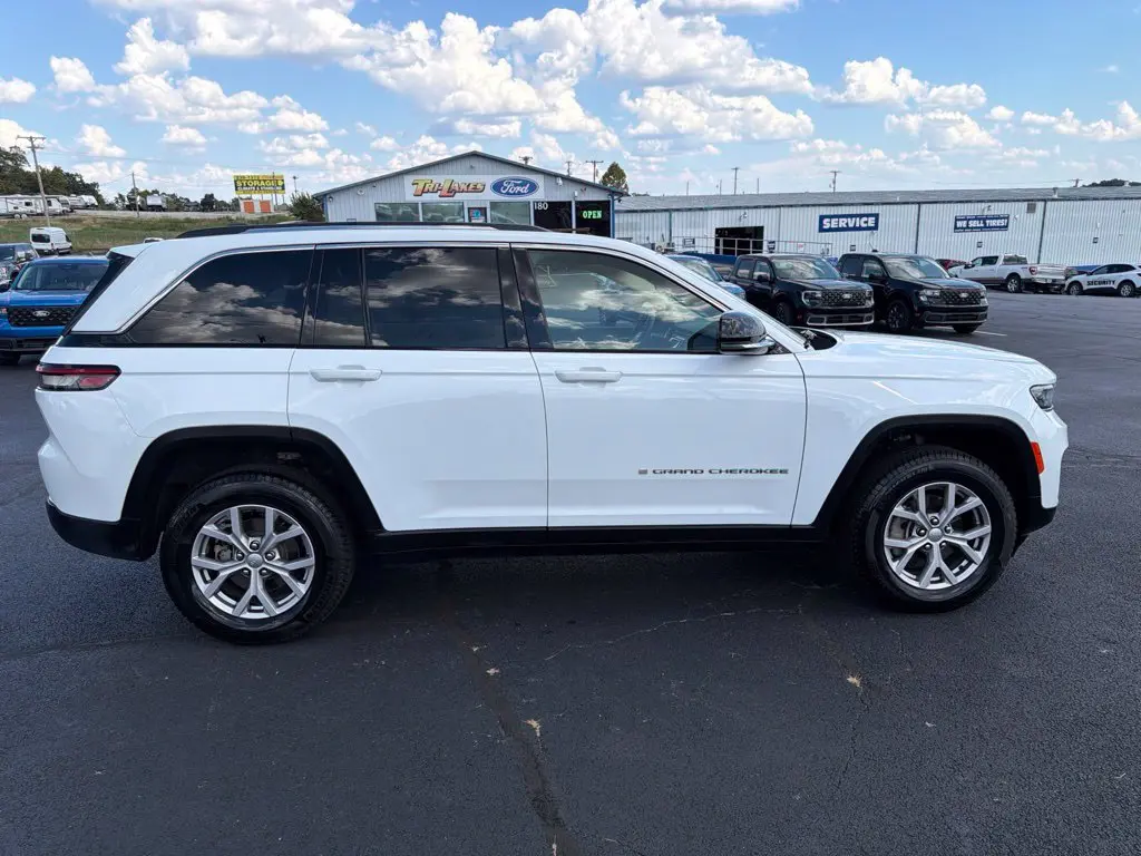 2022 Jeep Cherokee - $23,498