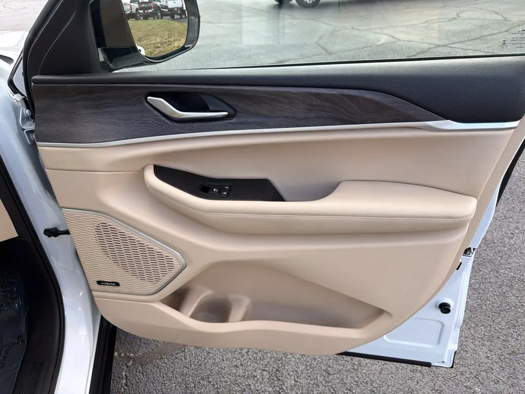 2022 Jeep Cherokee - $23,498