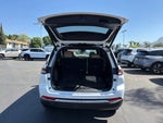 2023 Grand Cherokee Thumbnail 14