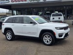 2023 Grand Cherokee Thumbnail 3