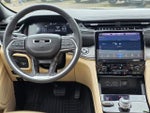 2023 Grand Cherokee Thumbnail 10