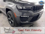 2023 Grand Cherokee Thumbnail 9