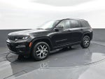 2023 Grand Cherokee Thumbnail 1