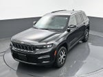 2023 Grand Cherokee Thumbnail 22