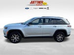 2023 Grand Cherokee Thumbnail 2