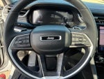 2023 Grand Cherokee Thumbnail 15