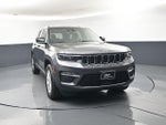 2023 Grand Cherokee Thumbnail 3
