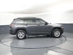 2023 Grand Cherokee Thumbnail 5