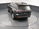 2023 Grand Cherokee Thumbnail 11