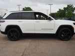 2024 Grand Cherokee Thumbnail 8