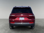 2024 Grand Cherokee Thumbnail 4