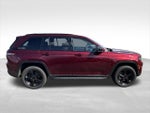 2024 Grand Cherokee Thumbnail 3