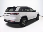 2025 Grand Cherokee Thumbnail 5