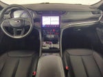 2025 Grand Cherokee Thumbnail 18