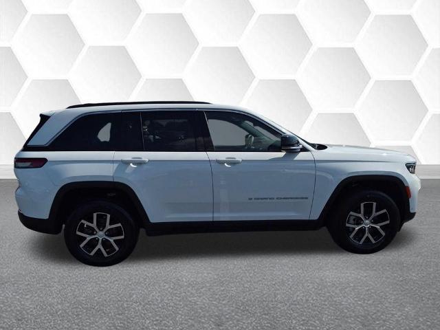 2025 Jeep Grand Cherokee Limited — photo 1 of 24