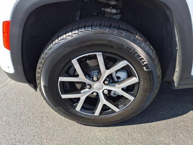 2025 Jeep Cherokee - $37,995