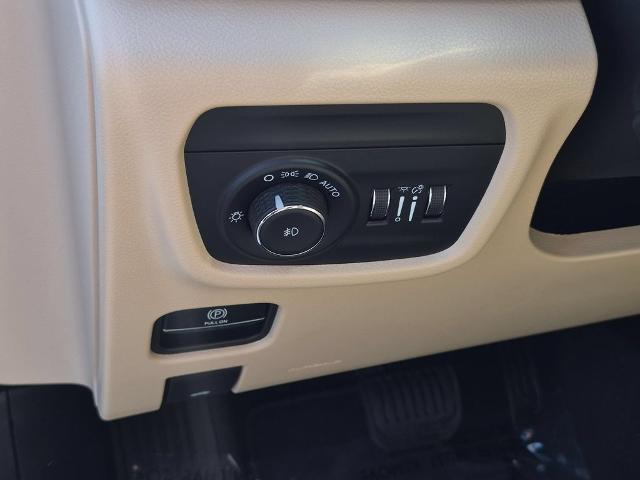 2025 Jeep Cherokee - $37,995