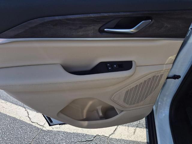 2025 Jeep Cherokee - $37,995