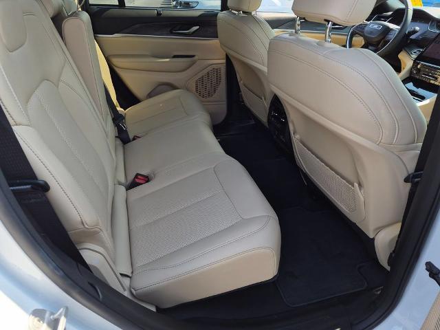 2025 Jeep Cherokee - $37,995